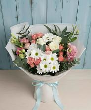Букет цветов из:  Розы, Лизиантусы и Хризантемы в Романово