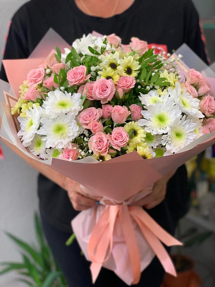 Букет юношеские грезы в Романово Букет цветов из: Розы и Хризантемы в Романово