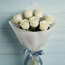 Букет 7 Белых роз Эдлесс Лав в Романово