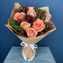 Букет цветов из:  Розы и Альстромерии в Романово