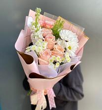 Букет цветов из:  Хризантемы и Розы в Романово