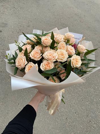 Букет Кремовые розы Латте в Романово