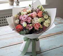 Букет цветов из:  Розы, Лизиантусы и Гвоздики #REPLACE_PRED# Романово