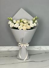 Букет цветов из:  Розы и Лизиантусы в Романово